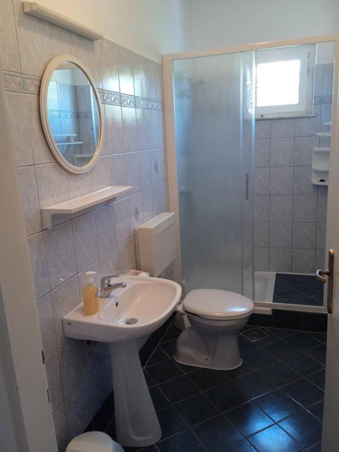 Apartmani Vesna Lun  Eksteriør bilde